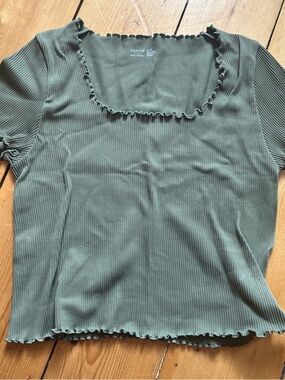 Olive Green Ribbed Square-Neck Short Sleeve Tee